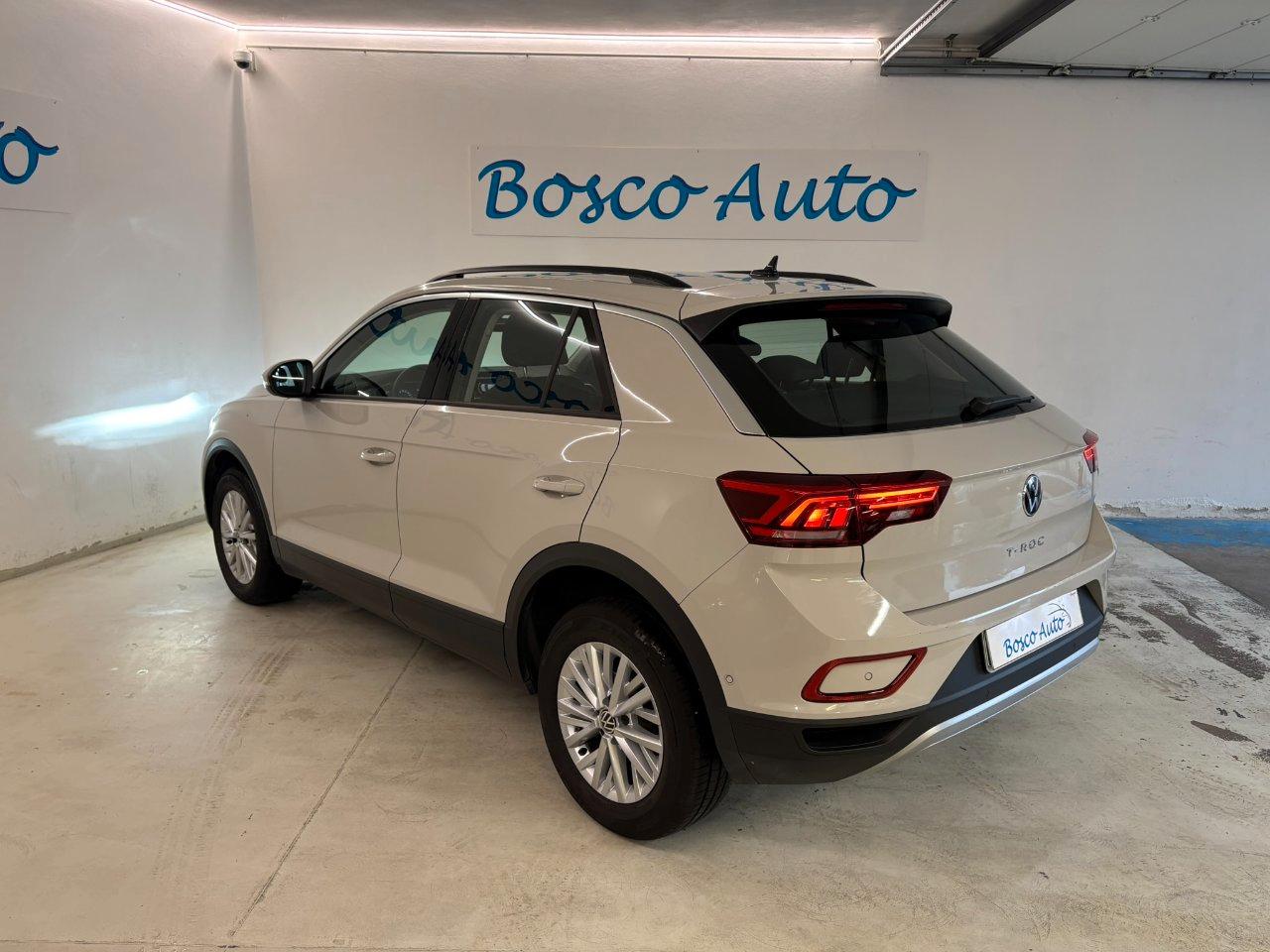 Volkswagen T-Roc 1.0 tsi Life 110cv