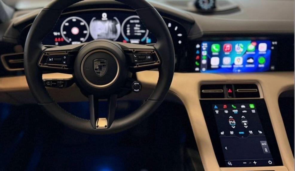 Porsche Taycan Turbo S