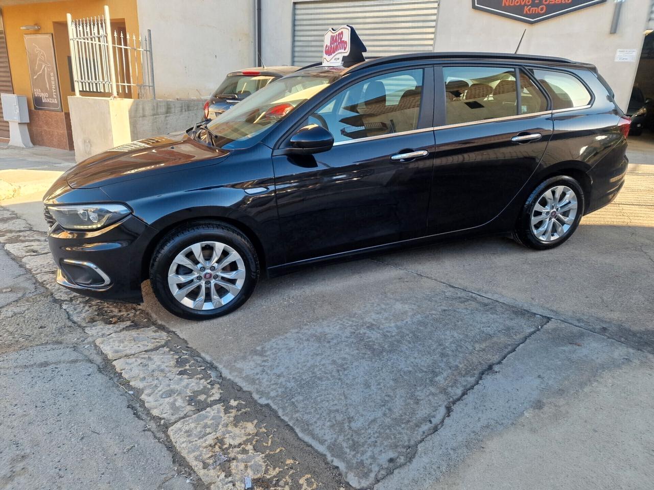 Fiat Tipo Lounge