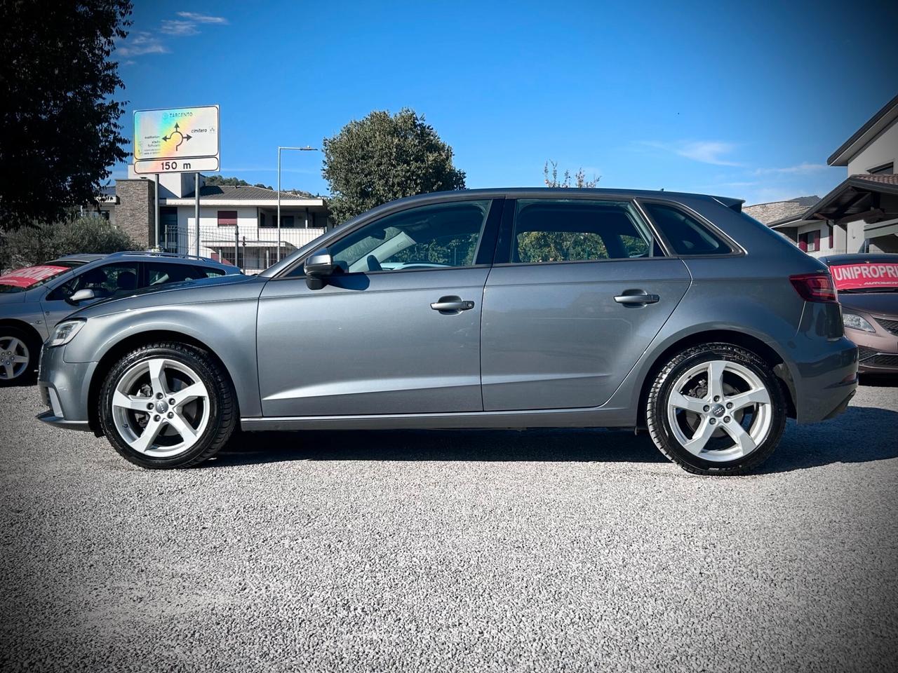 Audi A3 SBK 1.6 TDI Sport - NEOPATENTATI