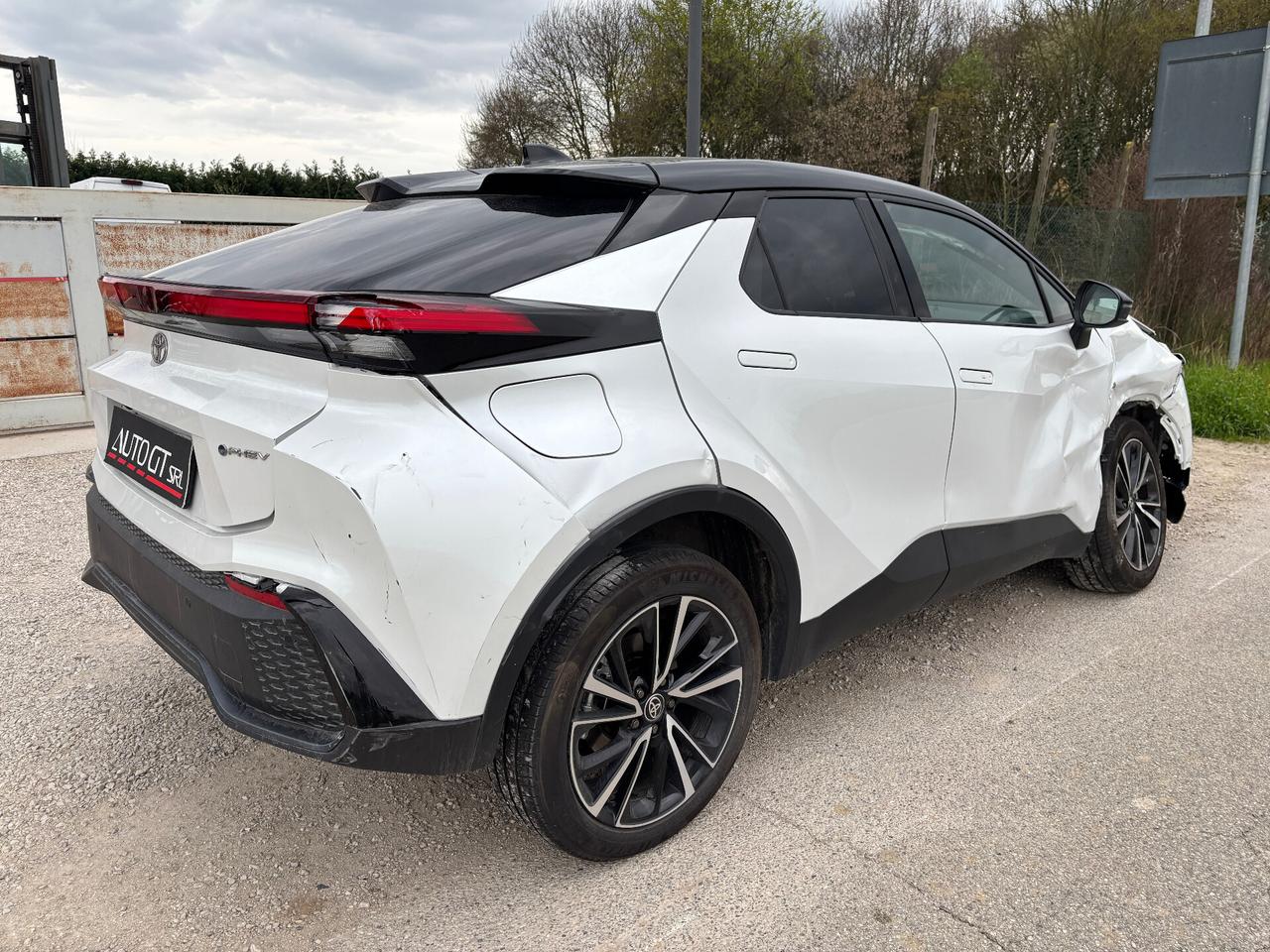 Toyota C-HR 2.0 PHEV Lounge