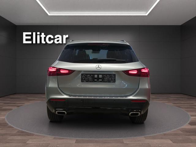 MERCEDES-BENZ GLA 200 Automatic Progressive Advanced
