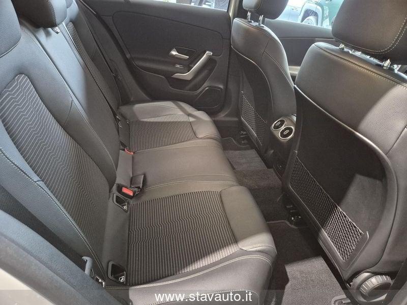 Mercedes-Benz Classe A A 180 d Automatic Sport Night Edition