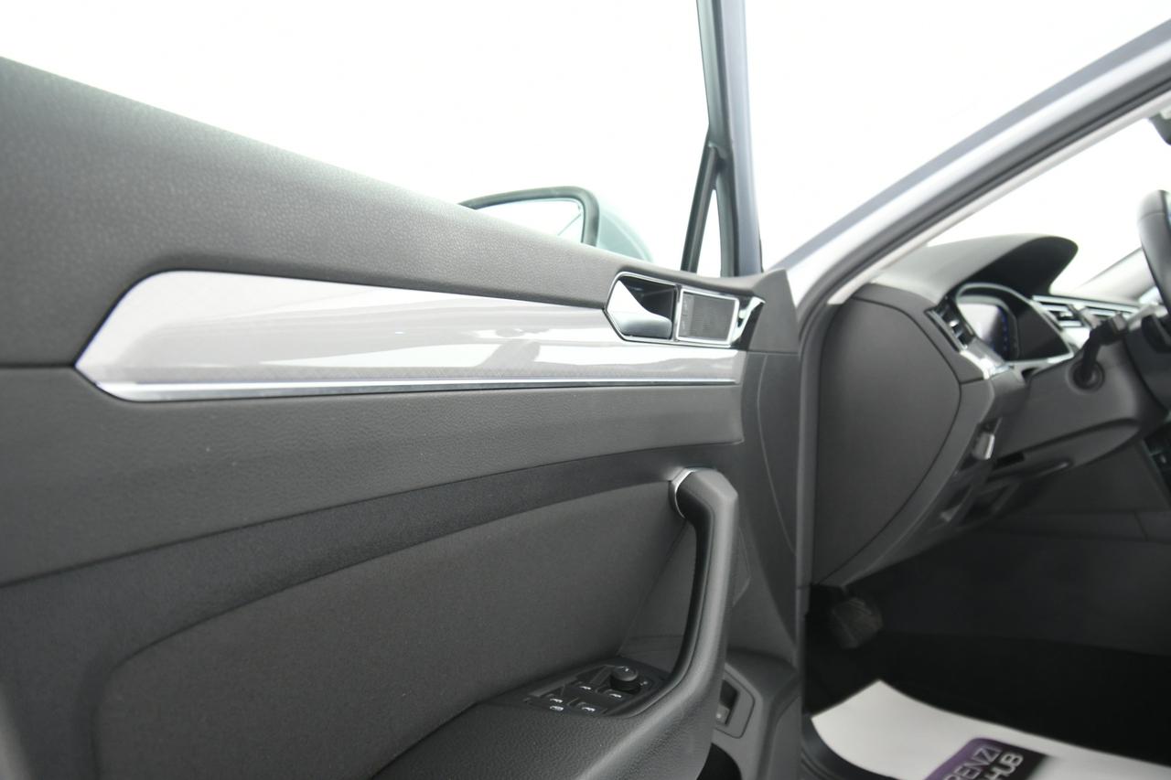VOLKSWAGEN Passat Variant 2.0 tdi Business 122cv dsg NEOPATENTATI+ACC+CAMERA