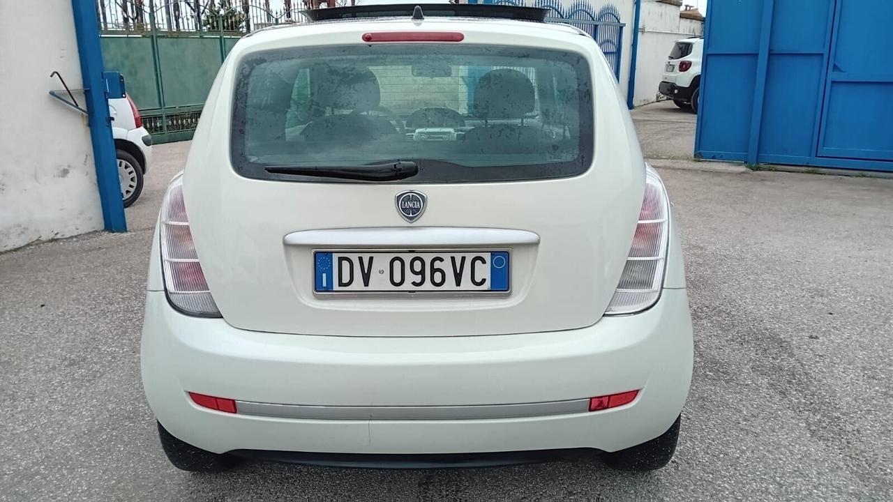 Lancia y 1.2 benz t.aprib.full/opt-2009