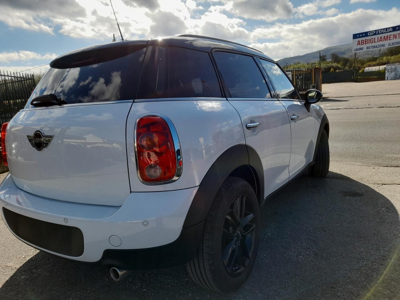 Mini Cooper Countryman 1.6 D 90 CV start &stop