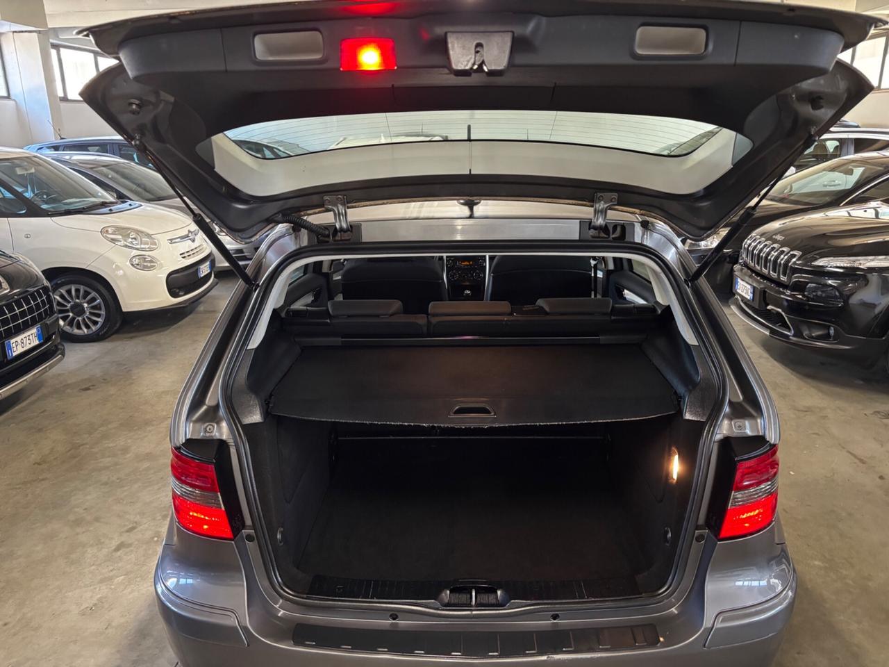 Mercedes-benz B 180 Premium EXPORT/COMMERCIANTI