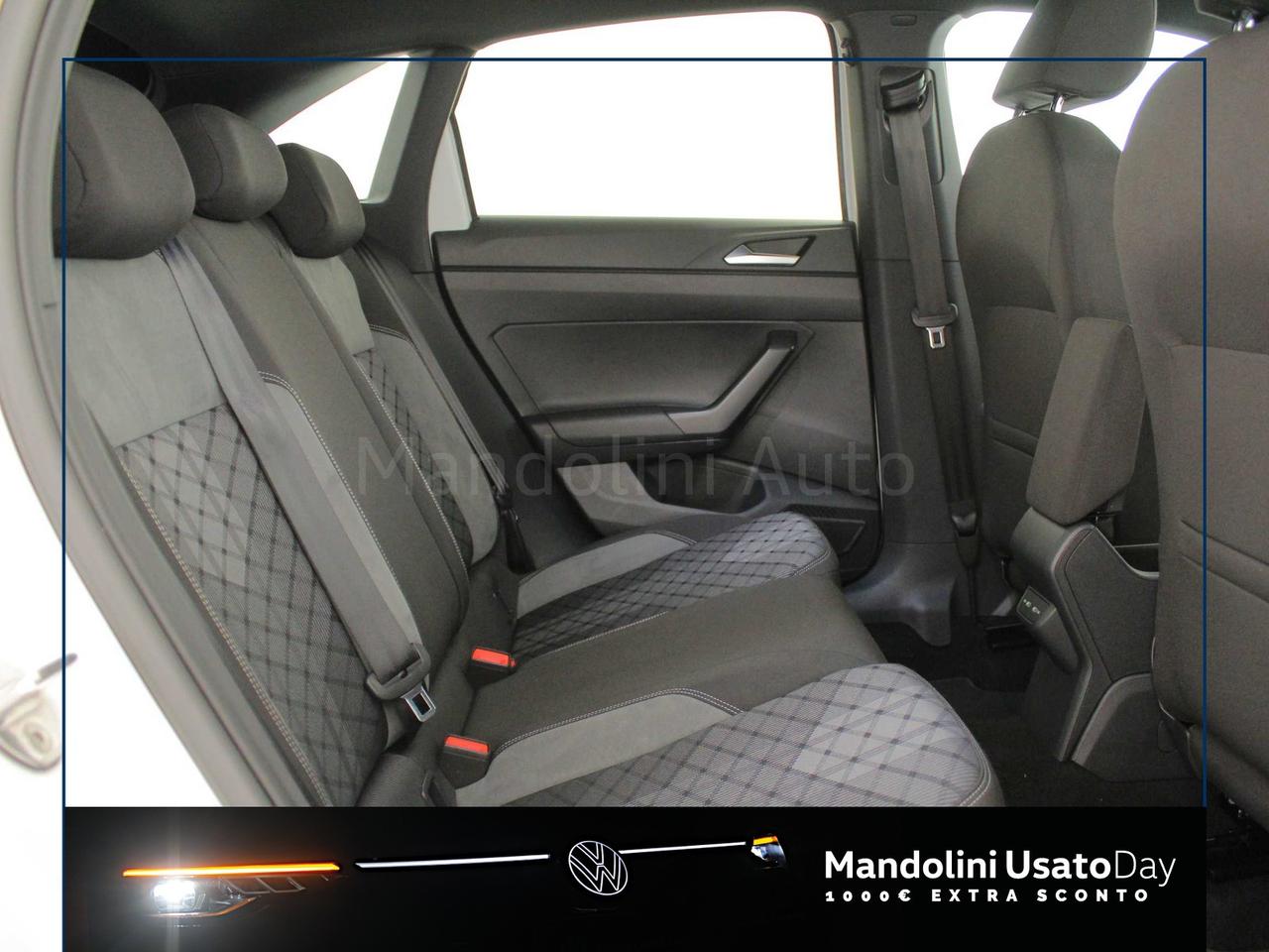 Volkswagen Taigo 1.0 tsi 110cv r-line