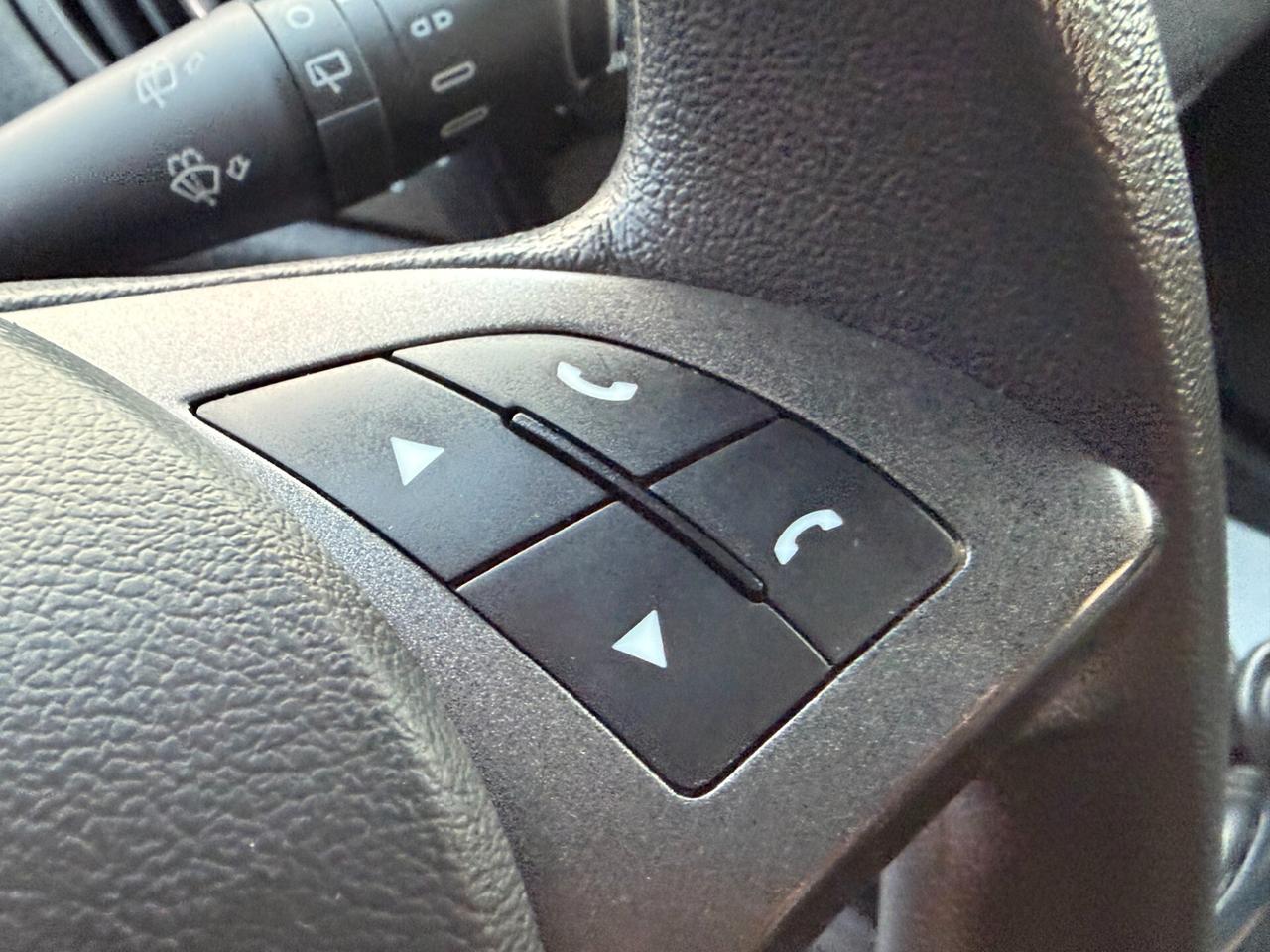 Lancia Ypsilon 1.2 69 cv. ELEFANTINO BLU