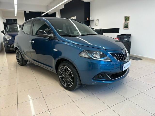 Lancia Ypsilon 1.0 FireFly 5 porte S&S Hybryd Gold