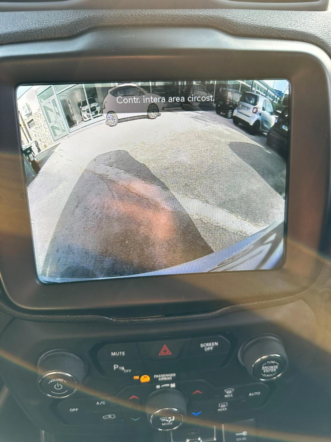 Jeep Renegade 1.6 Mjt DDCT 120 CV Business