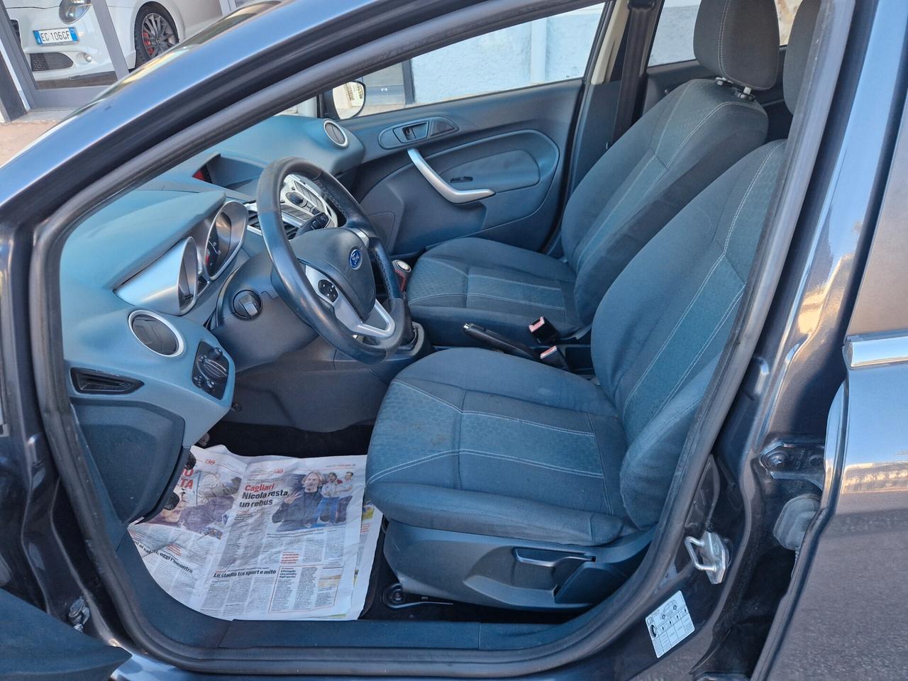 Ford Fiesta 1.4 TDCi 5p. Titanium