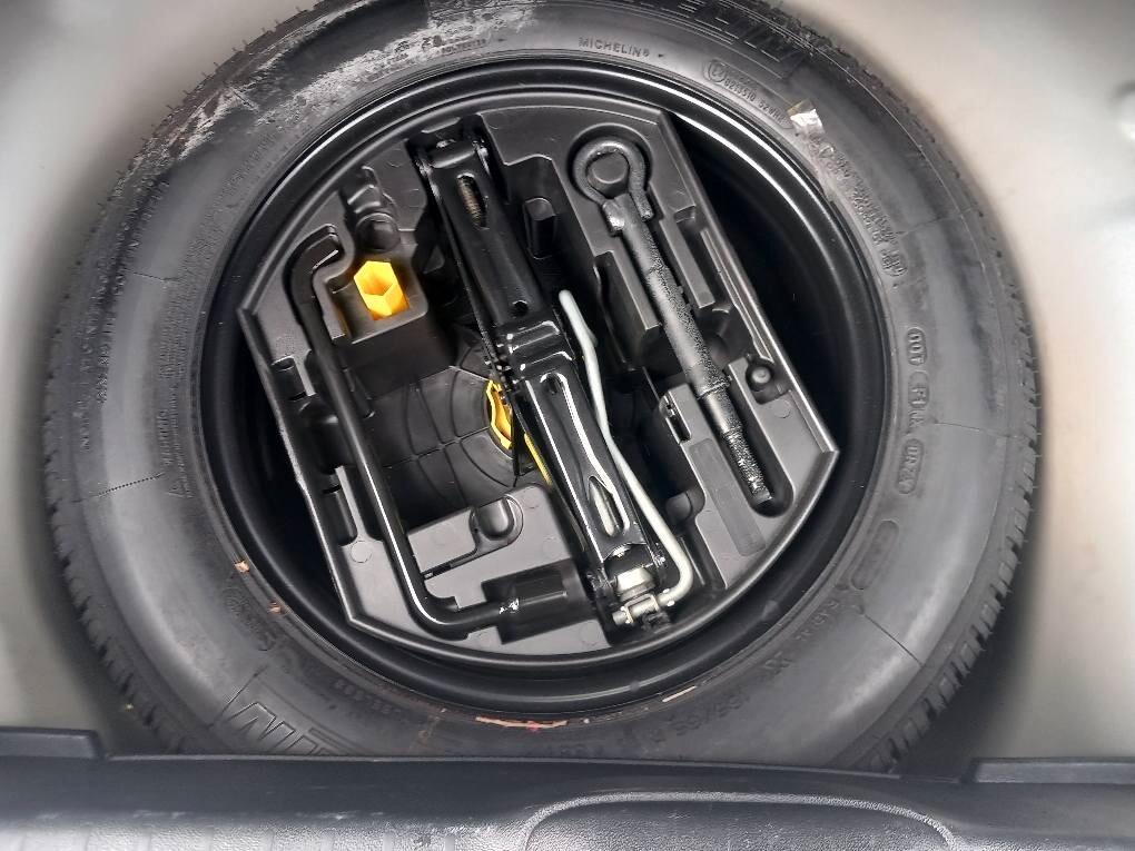 Peugeot 208 PureTech 82 5 porte Active km 96000 garanzia