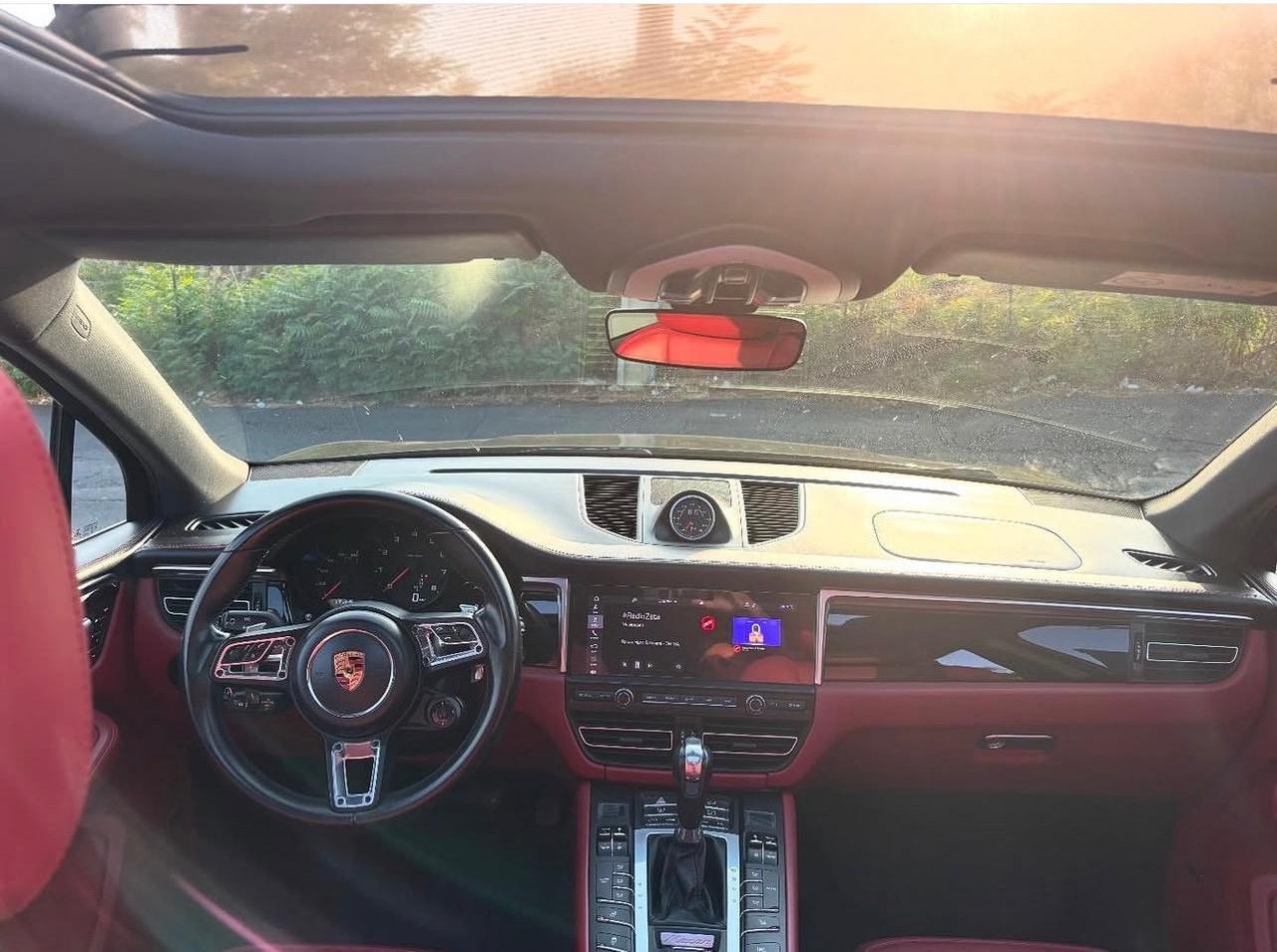 Porsche Macan 2.0- tetto apribile