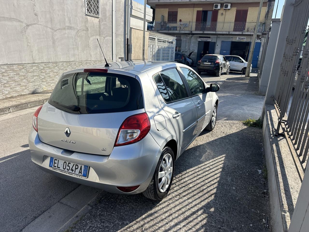 Renault Clio 1.5 dCi 75CV Dynamique Km 128.000