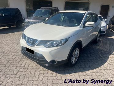 NISSAN Qashqai 1.6 dCi 2WD N-Connecta