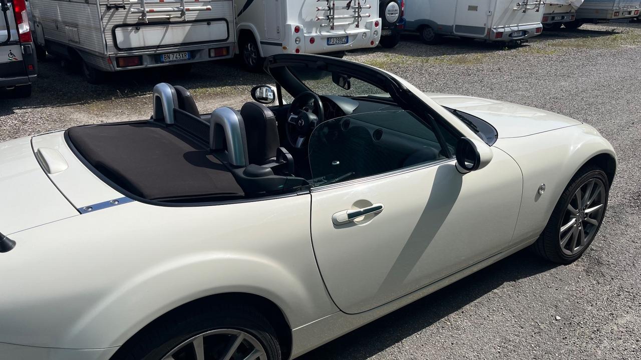 Mazda MX-5 Roadster Coupé 1.8L 16V Niseko
