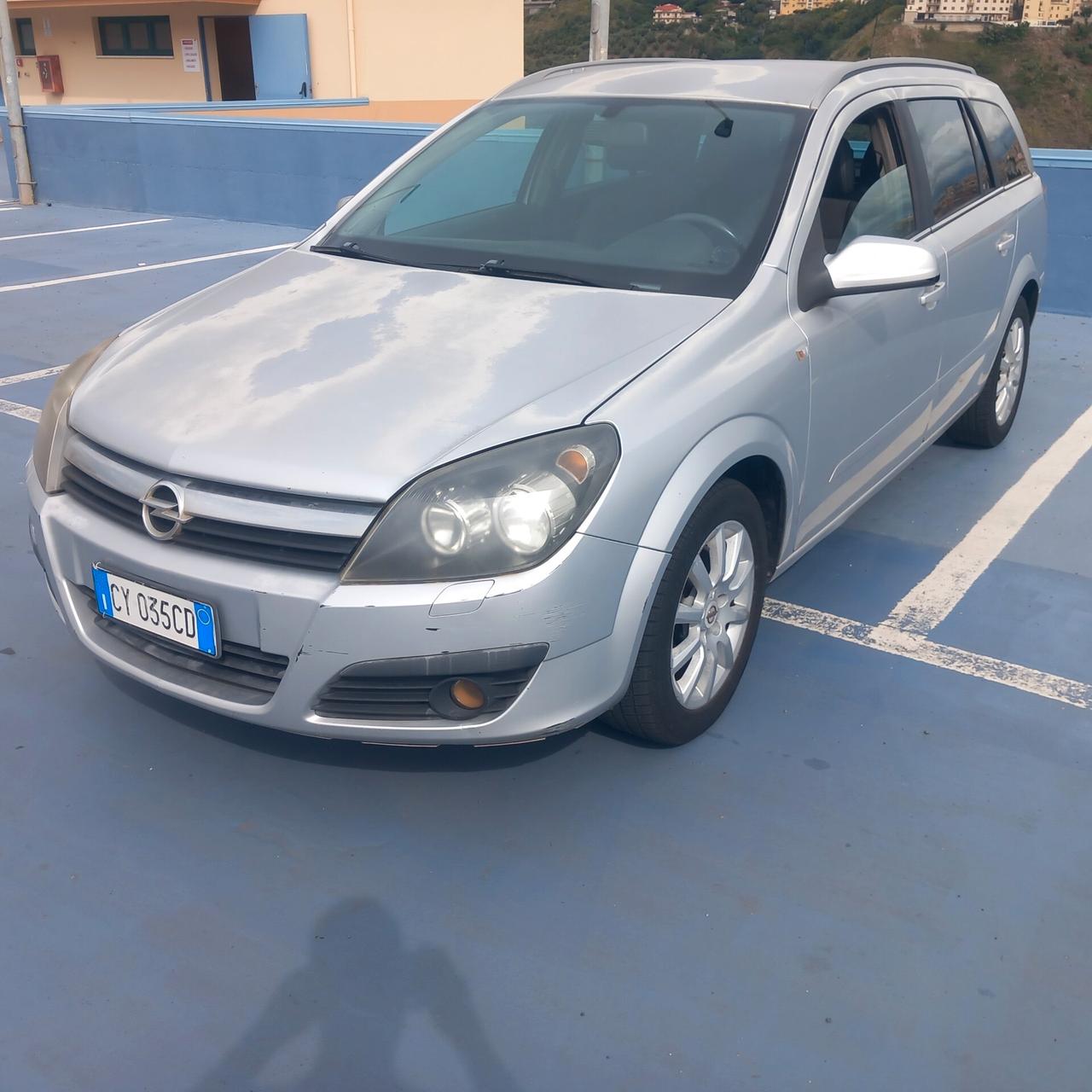 Opel Astra 1.9 CDTI 120CV