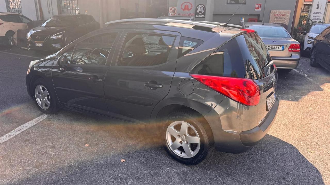 Peugeot 207 1.6 8V HDi 93CV SW X Line