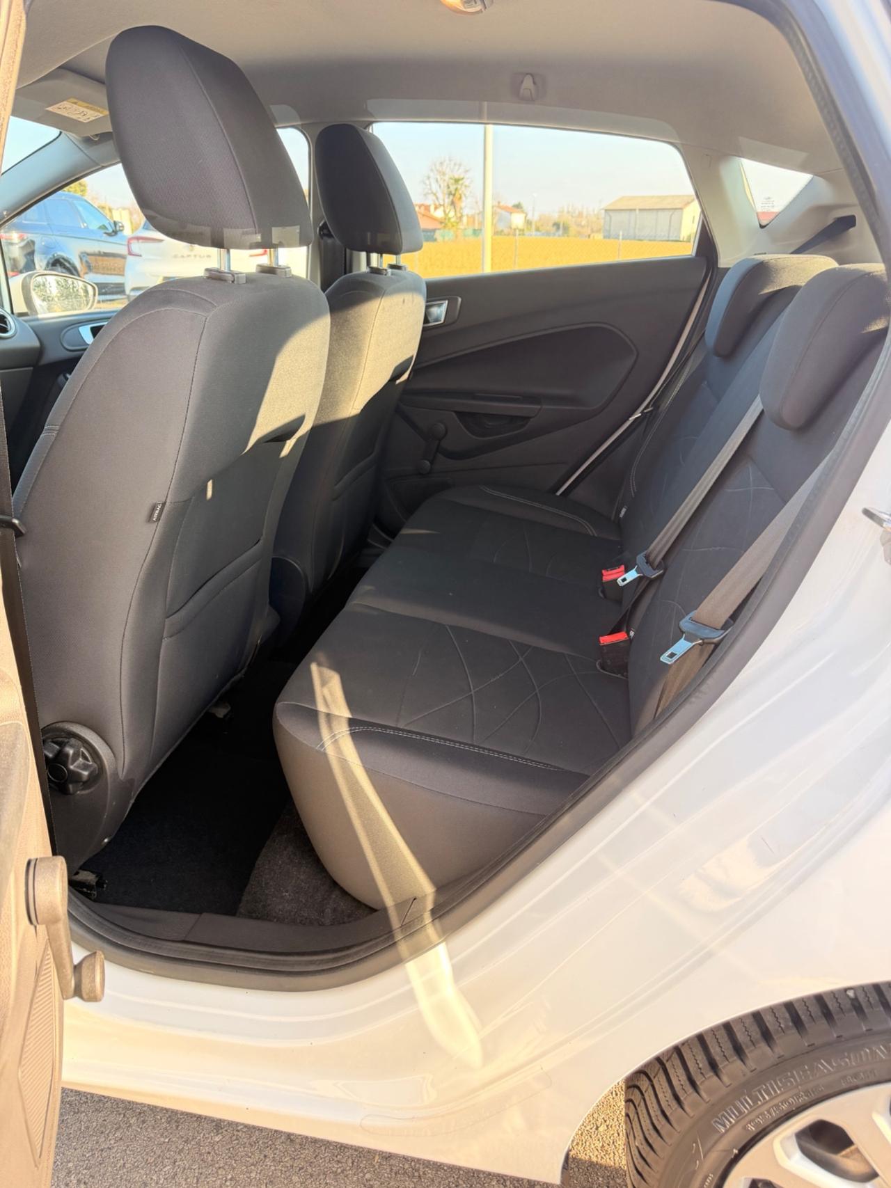 Ford Fiesta 1.5 TDCi 75CV euro6 neopatentati 2016