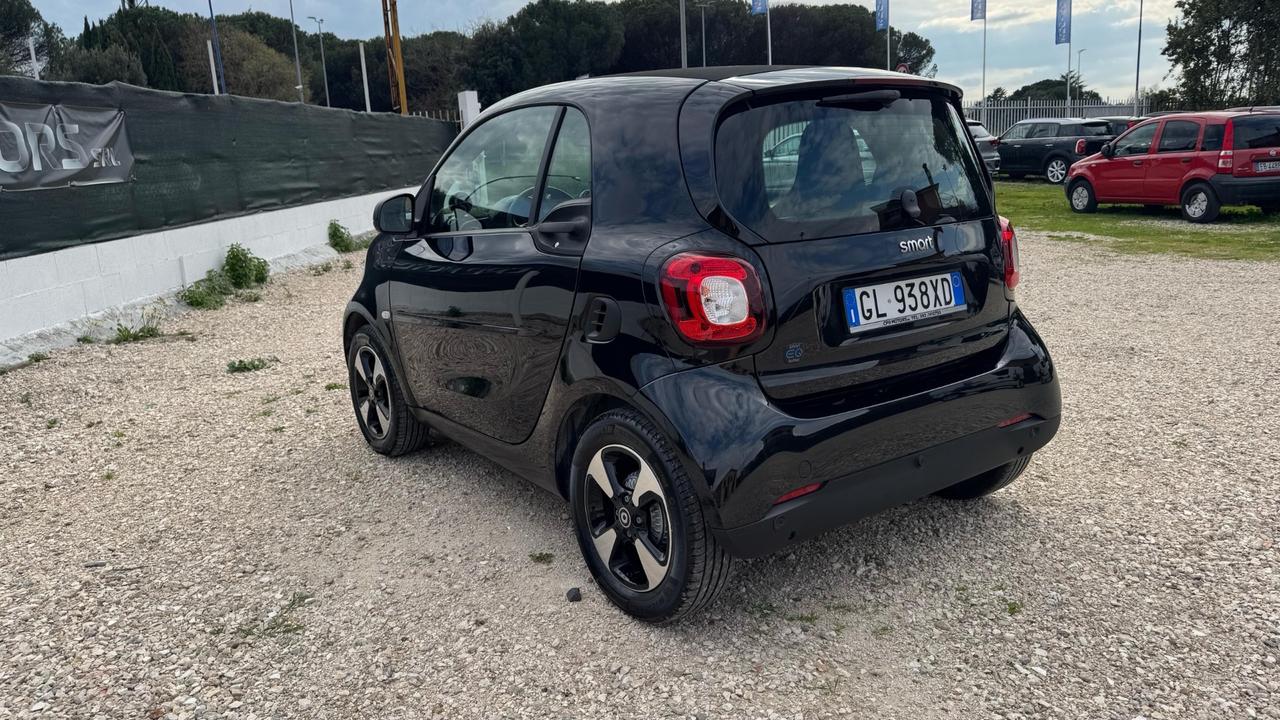 Smart ForTwo EQ Berlin Black Passion