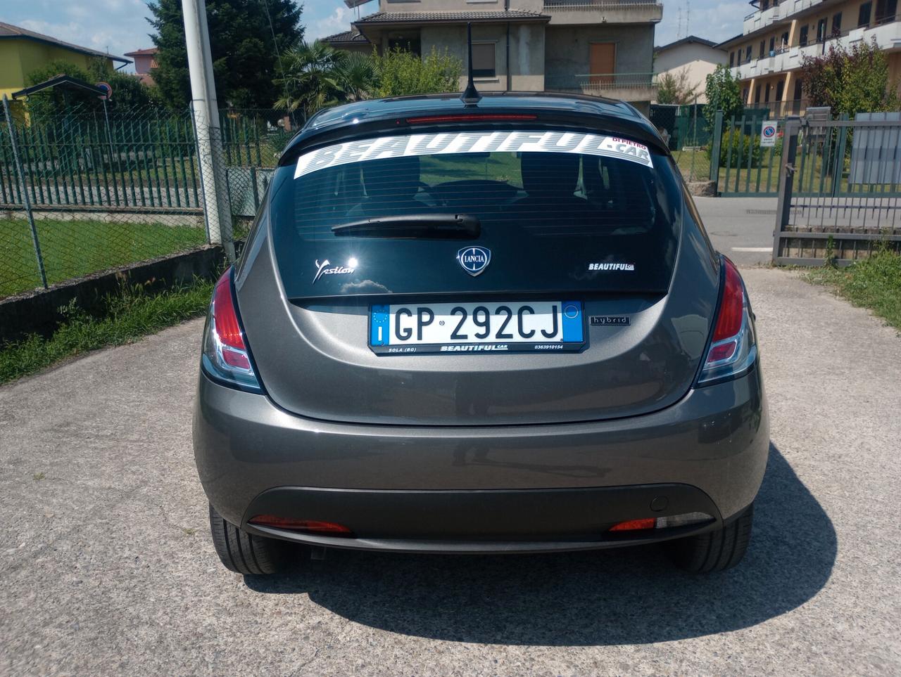 Lancia Ypsilon 1.0 FireFly 5 porte S&S Hybrid Silver Plus