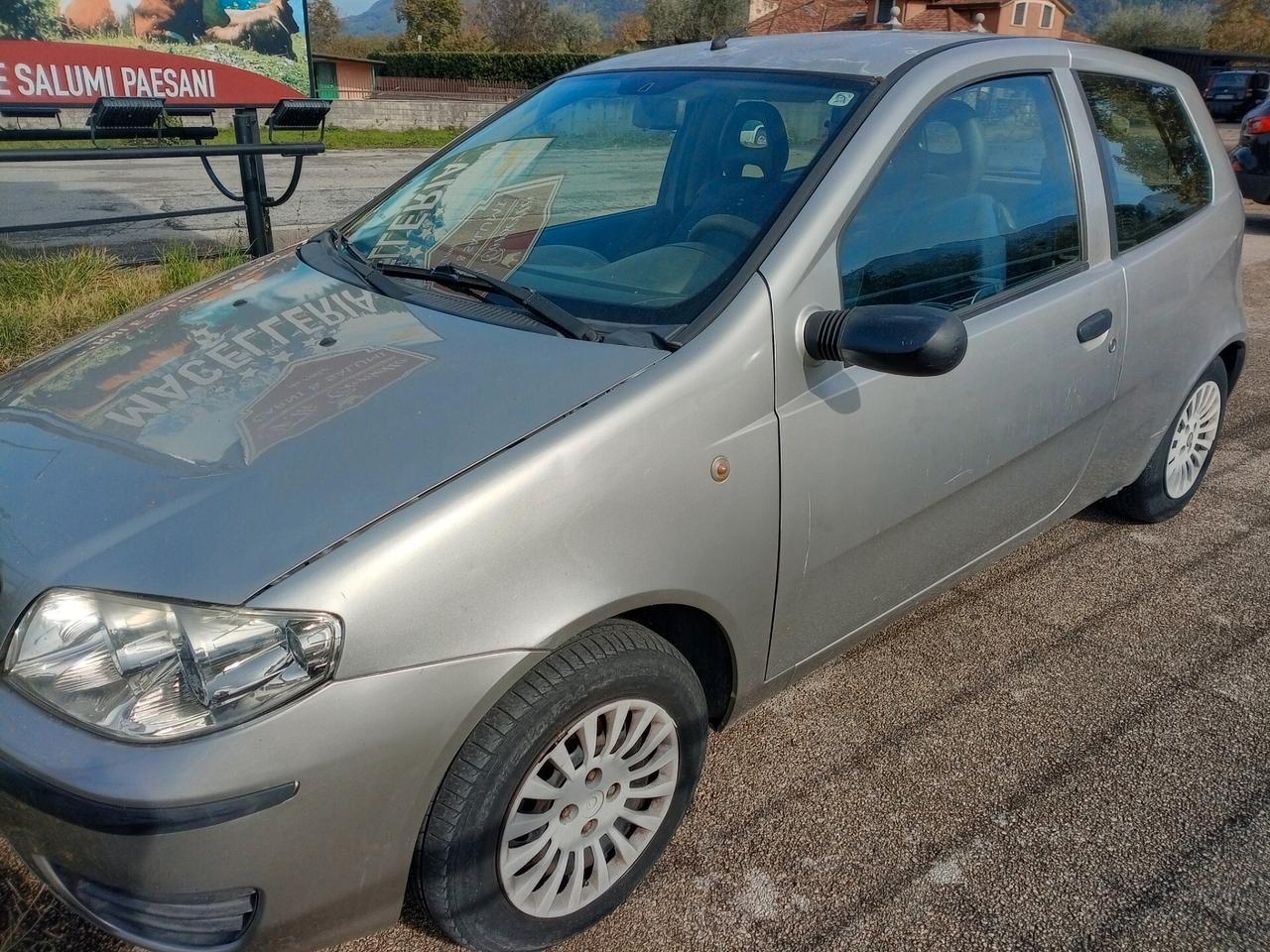 Fiat Punto 1.2i cat 3 porte EL ( impianto GPL) x neopatentati