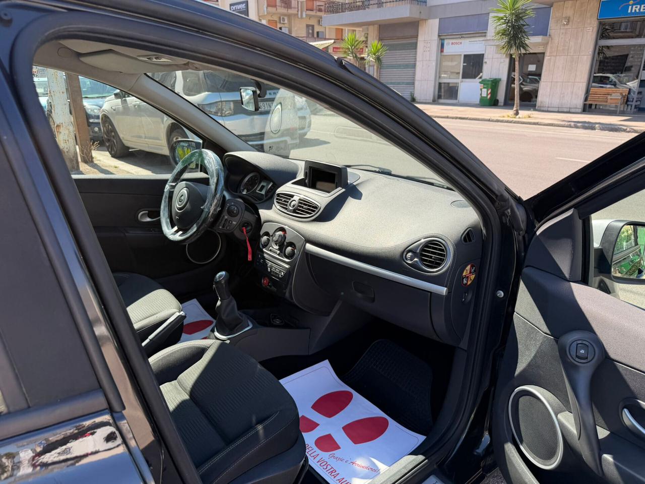 Renault Clio 1.2 16V 5 porte Dynamique