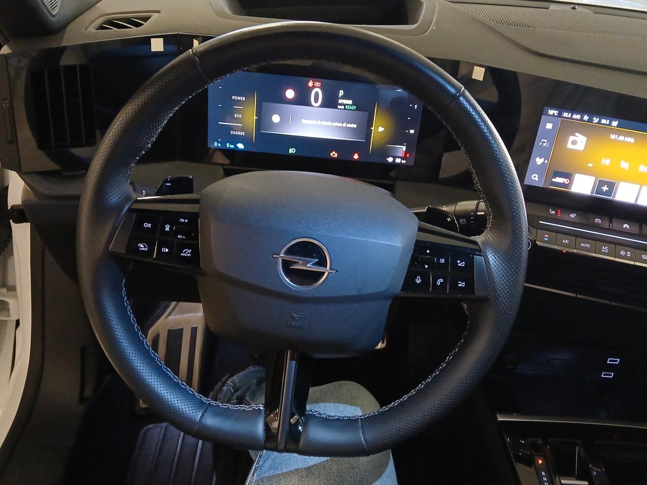 Opel Astra 1.6 Plug-in Hybrid 225 CV AT8 GSe 225cv