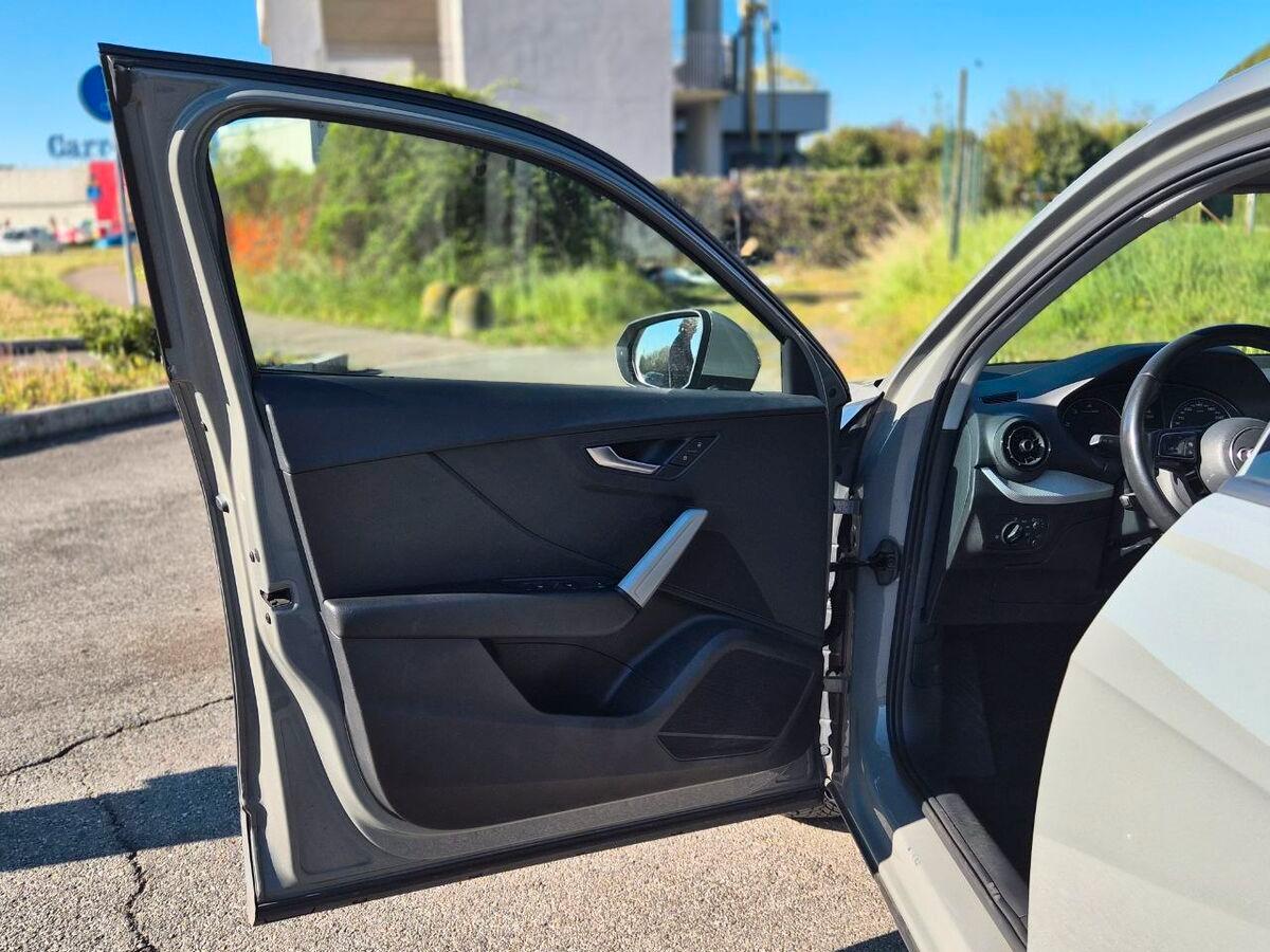 Audi Q2 30 1.6 tdi Admired s-tronic