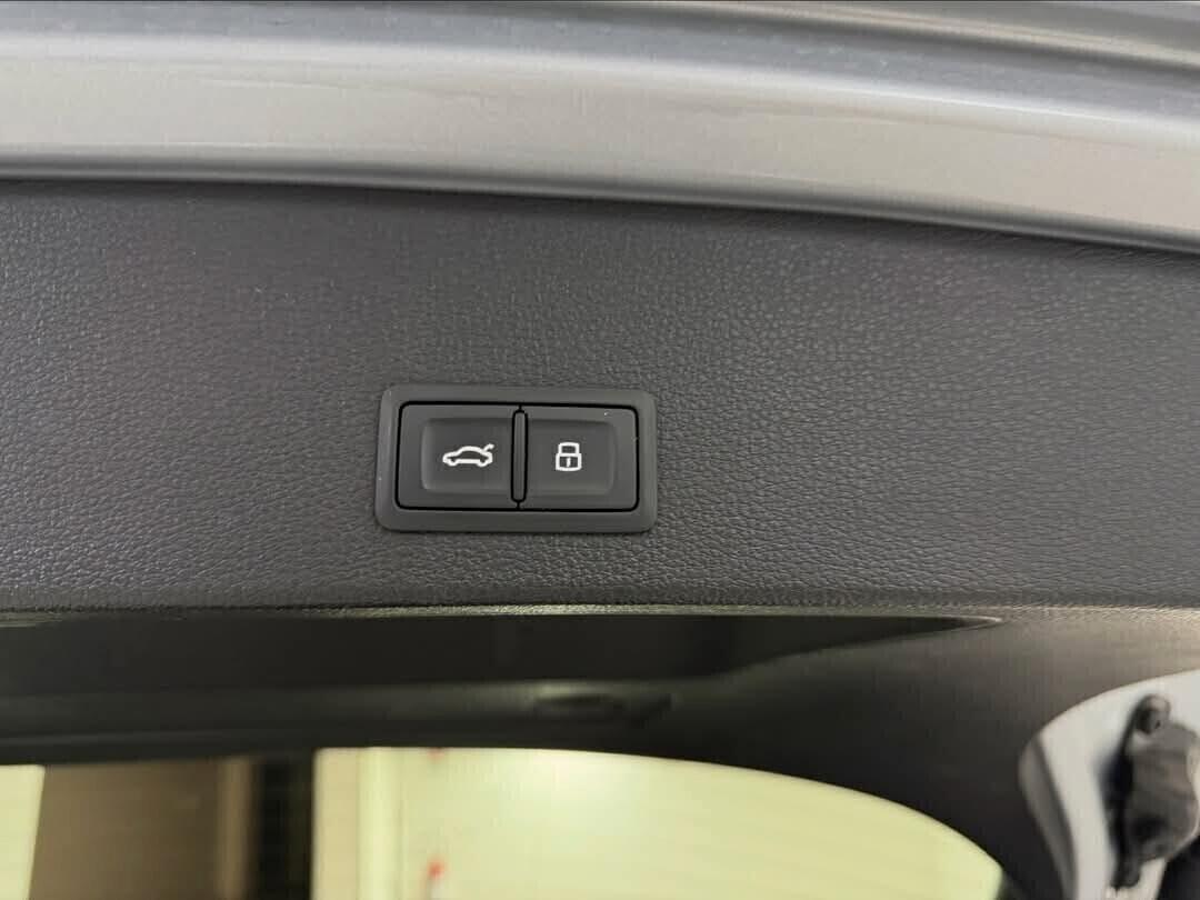 AUDI Q2 S-LINE S-TRONIC EDITION,MMI NAVI,FULL OPTIONAL