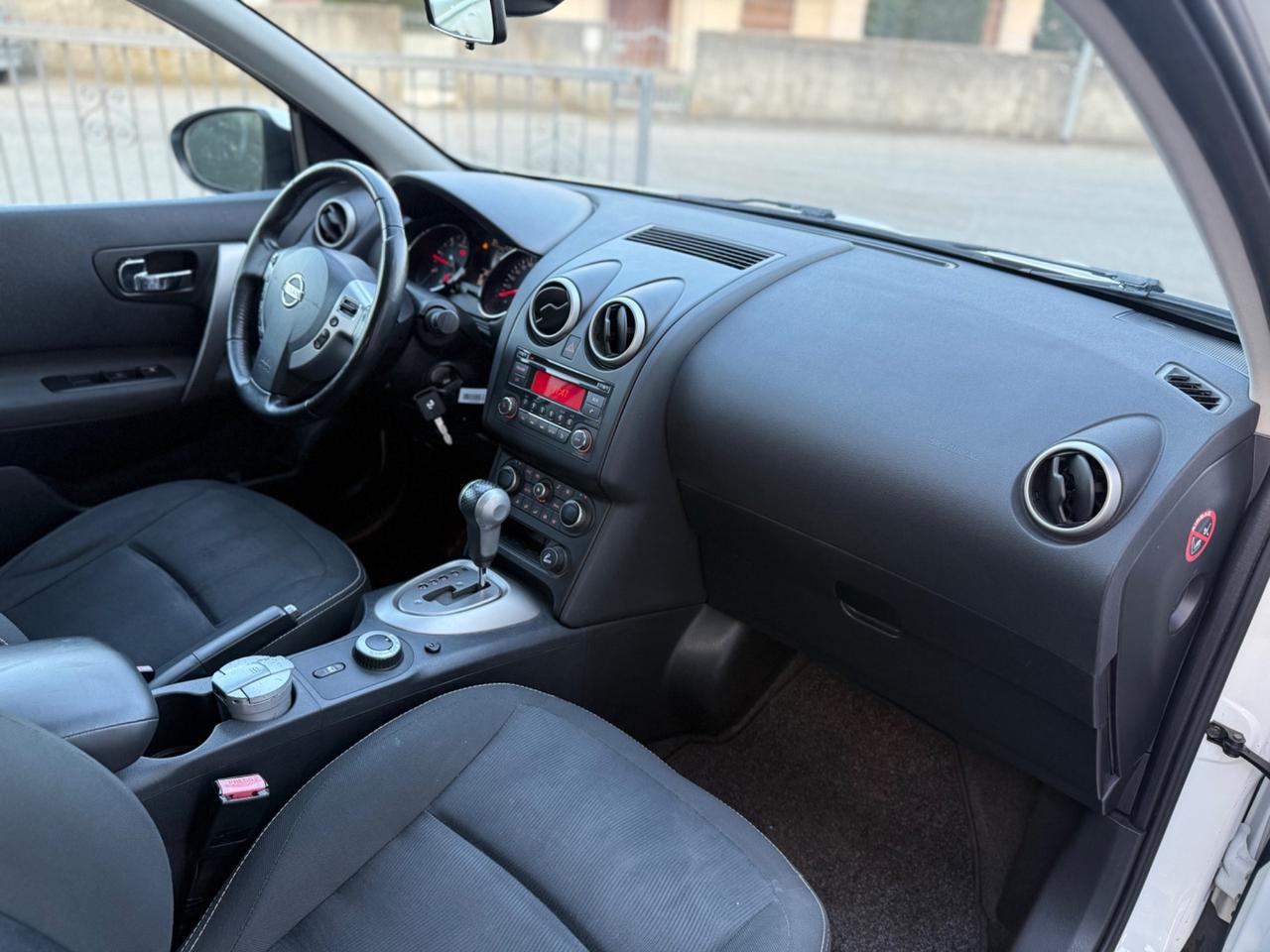 Nissan Qashqai 2.0 dCi 4WD AUTOMATICA 4x4 2012