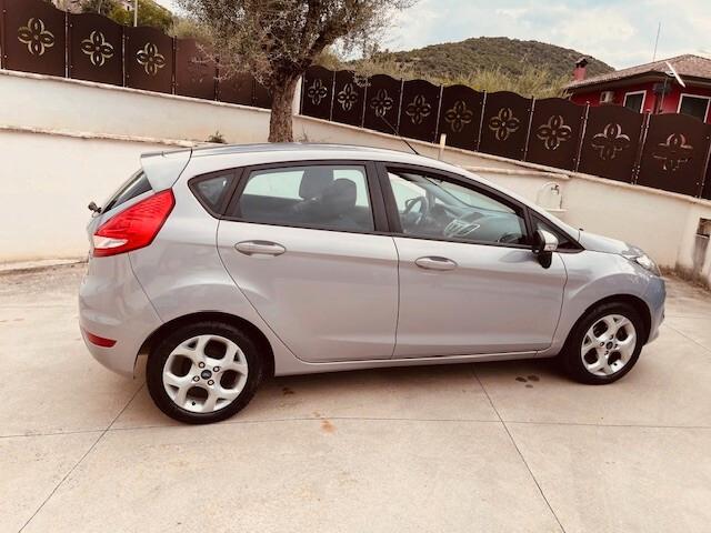 Ford Fiesta 5 PORTE 1.4 16 V GPL SCADENZA 2032