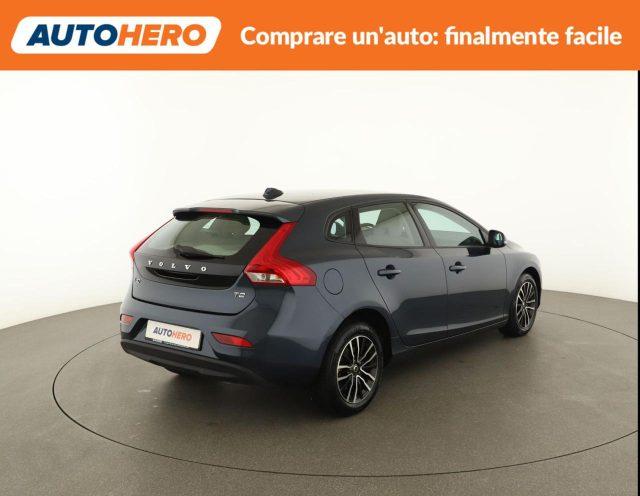 VOLVO V40 T2 Plus