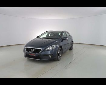 VOLVO V40 Cross Country D2 Pro