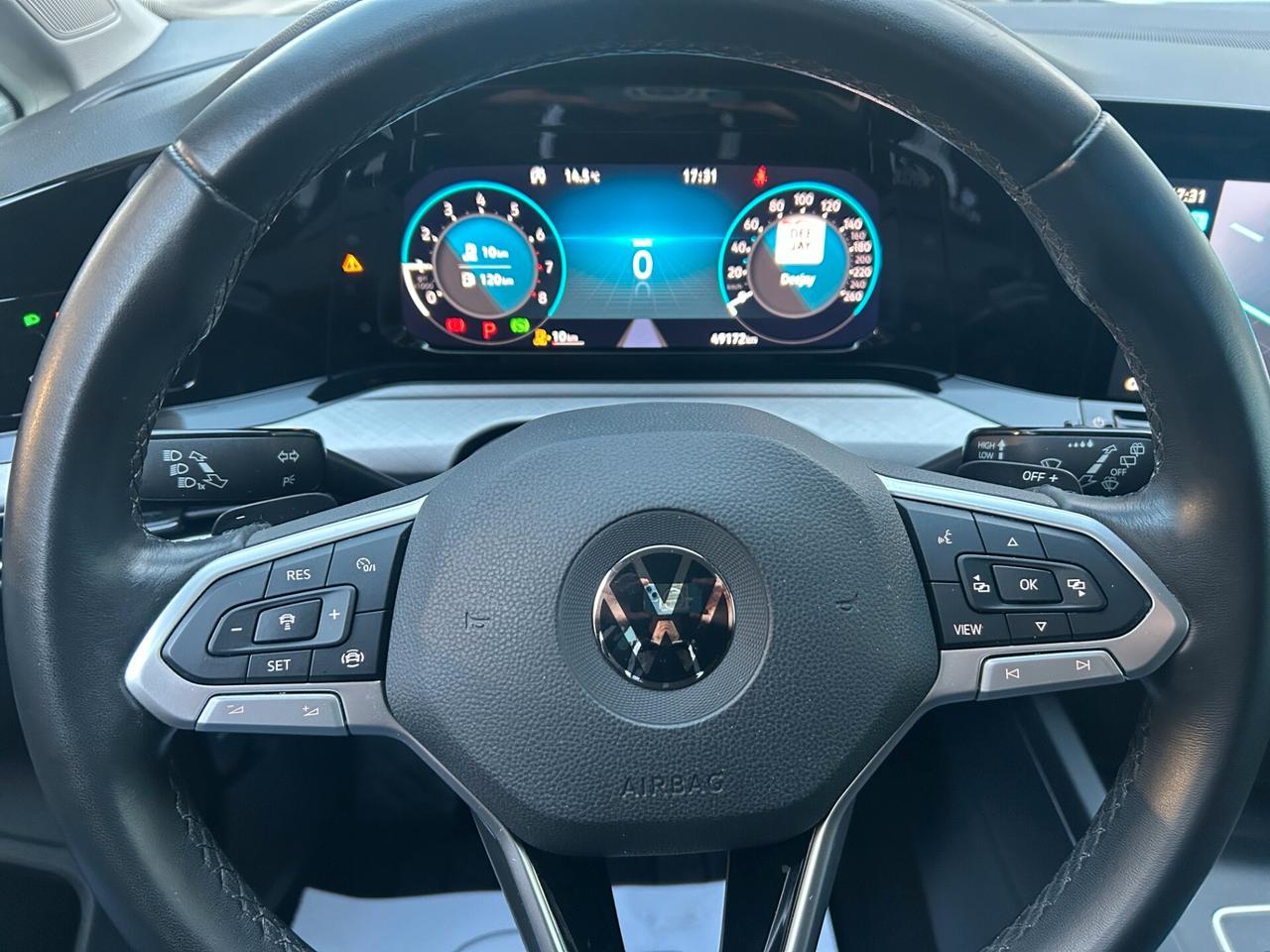 Volkswagen Golf 1.5 TGI DSG Life 2021