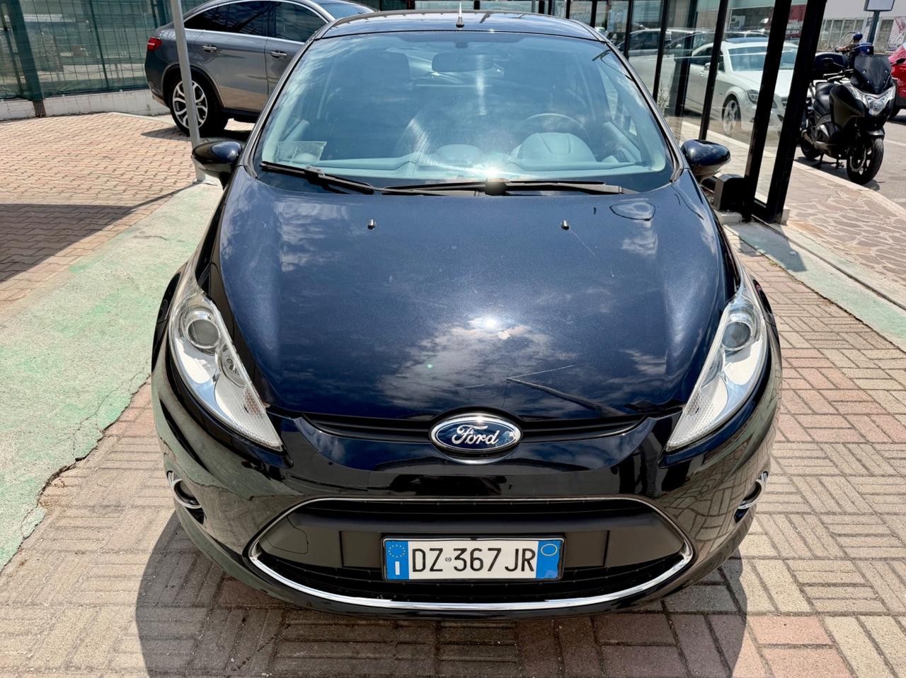 Ford Fiesta 1.4 TDCi Titanium - GARANZIA