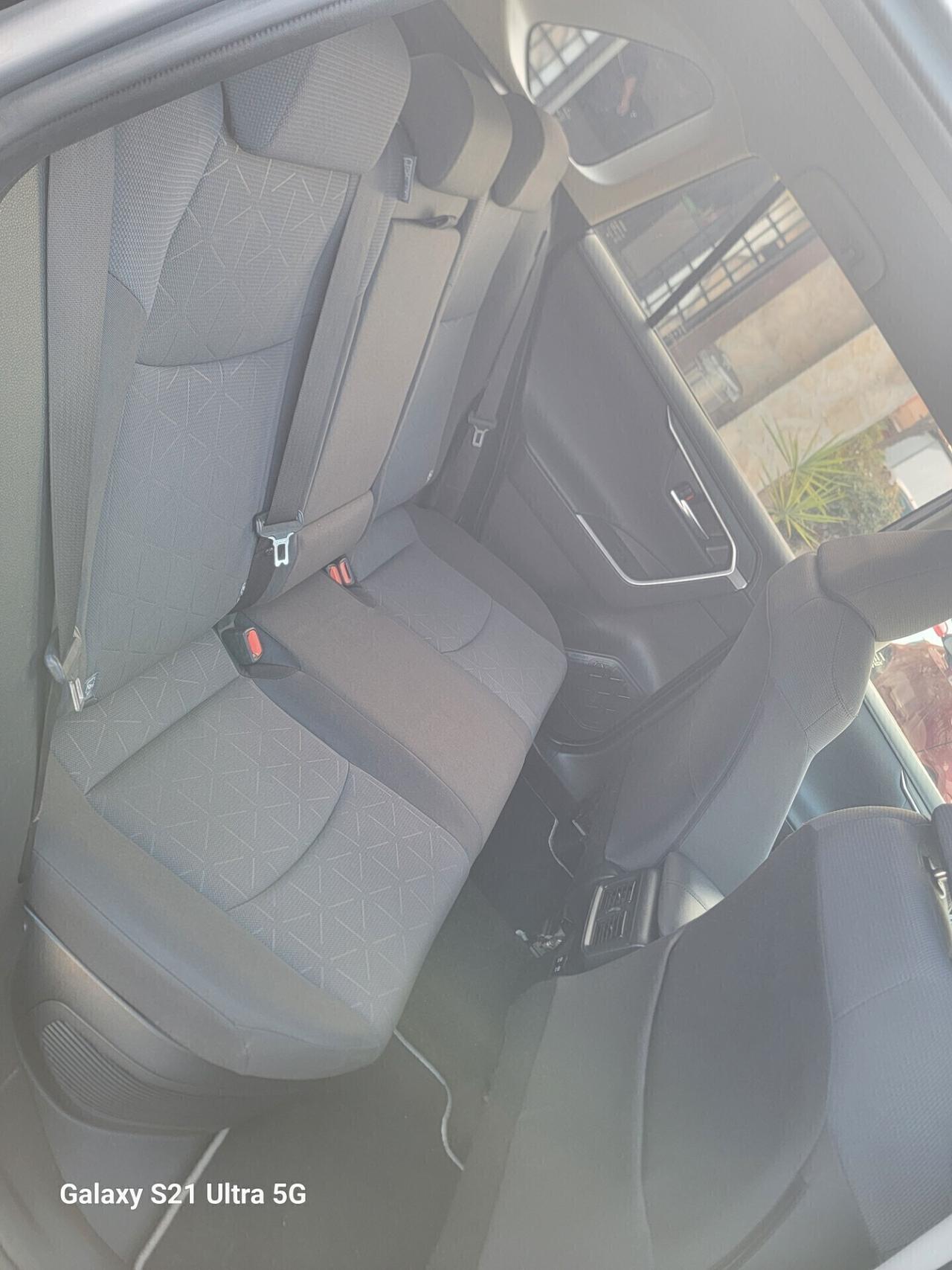 Toyota RAV 4 2.5 HV (218CV) GARANZIA PERMUTE