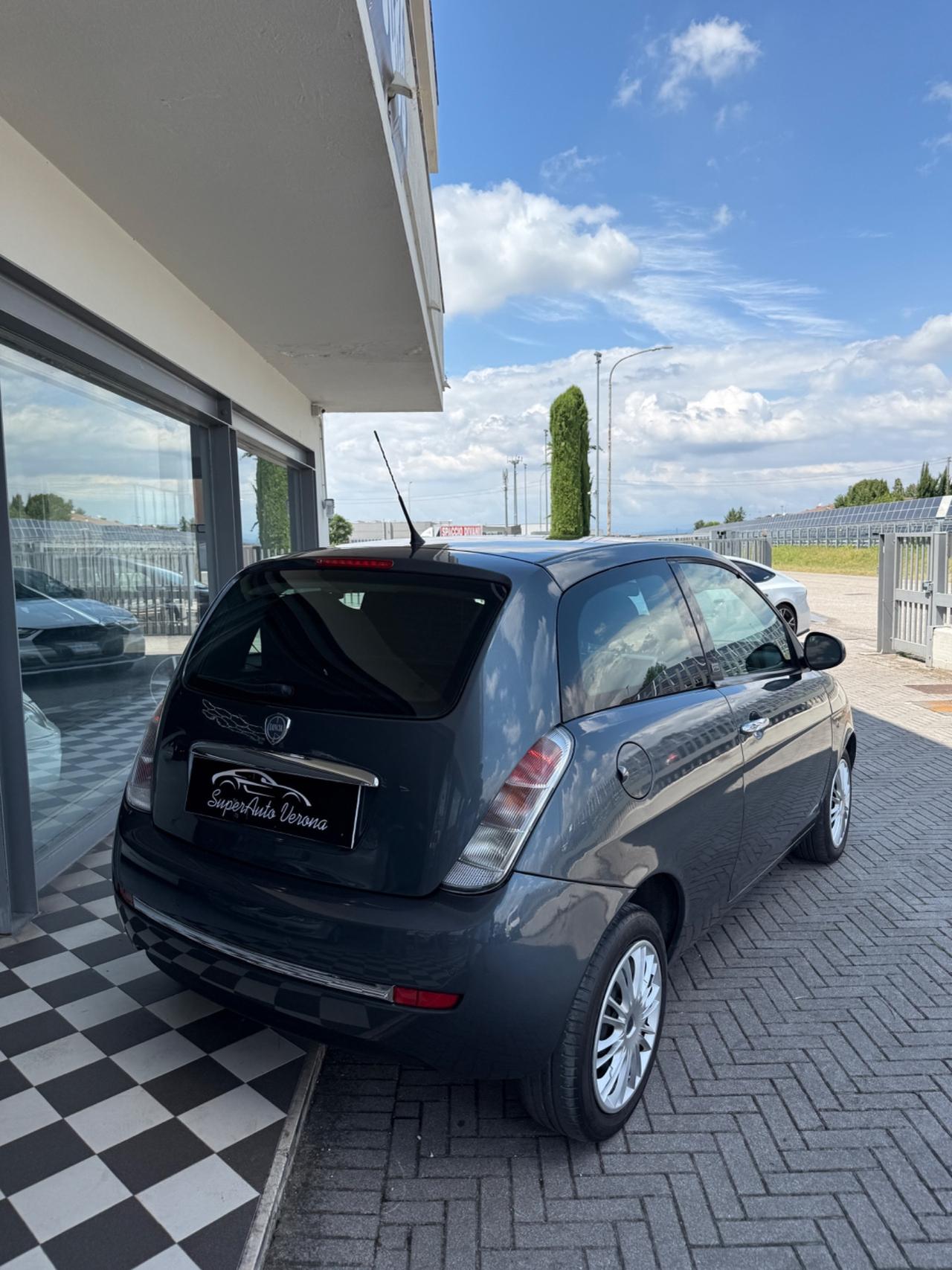 Lancia Ypsilon 1.2 69 CV Elle