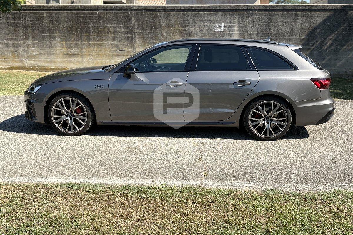 AUDI A4 40 TDI quattro S tronic S line edition