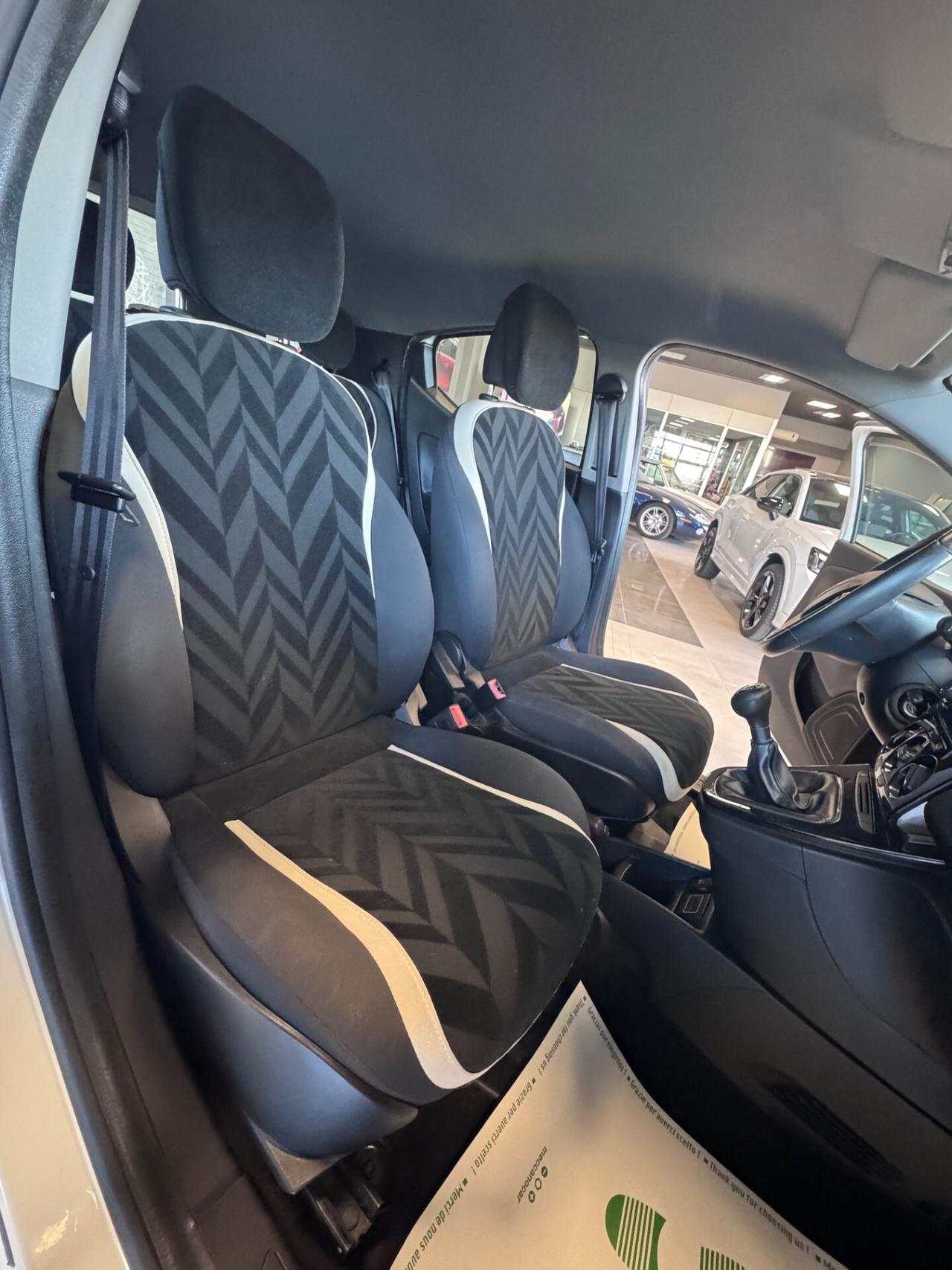 LANCIA YPSILON 1.3 MJET GOLD
