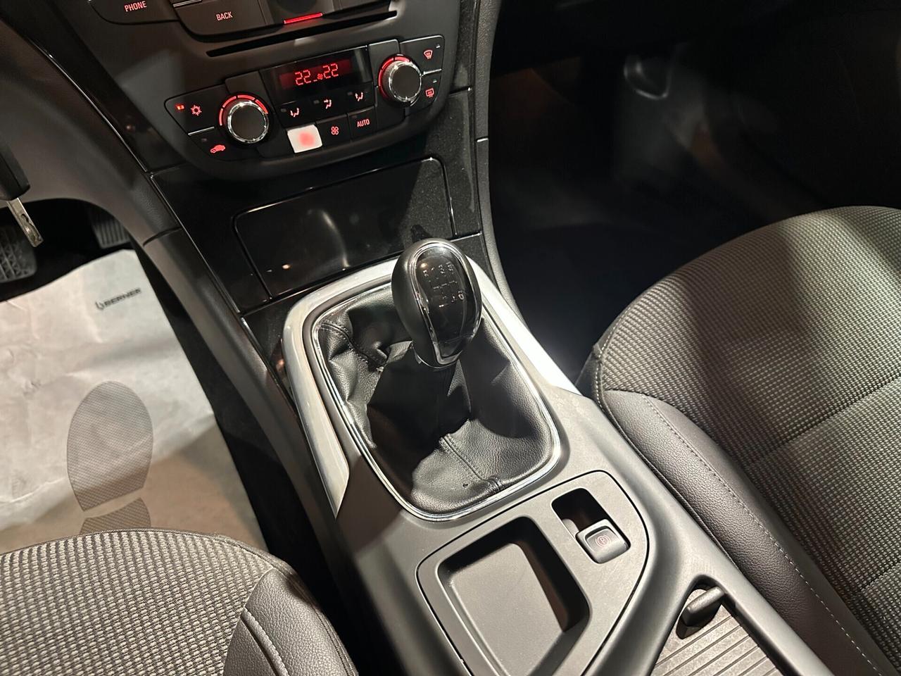 Opel Insignia 1.6 Turbo 180CV 4 porte Cosmo - UNICO PROPRIETARIO