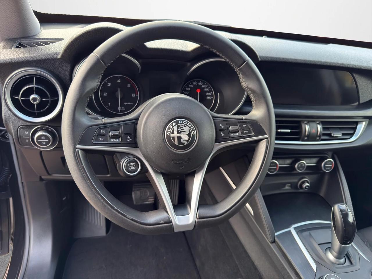 Alfa Romeo Stelvio 2.2 Turbodiesel 210 CV AT8 Q4 Business