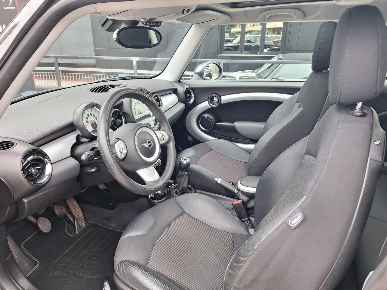 Mini 1.6 16V Cooper