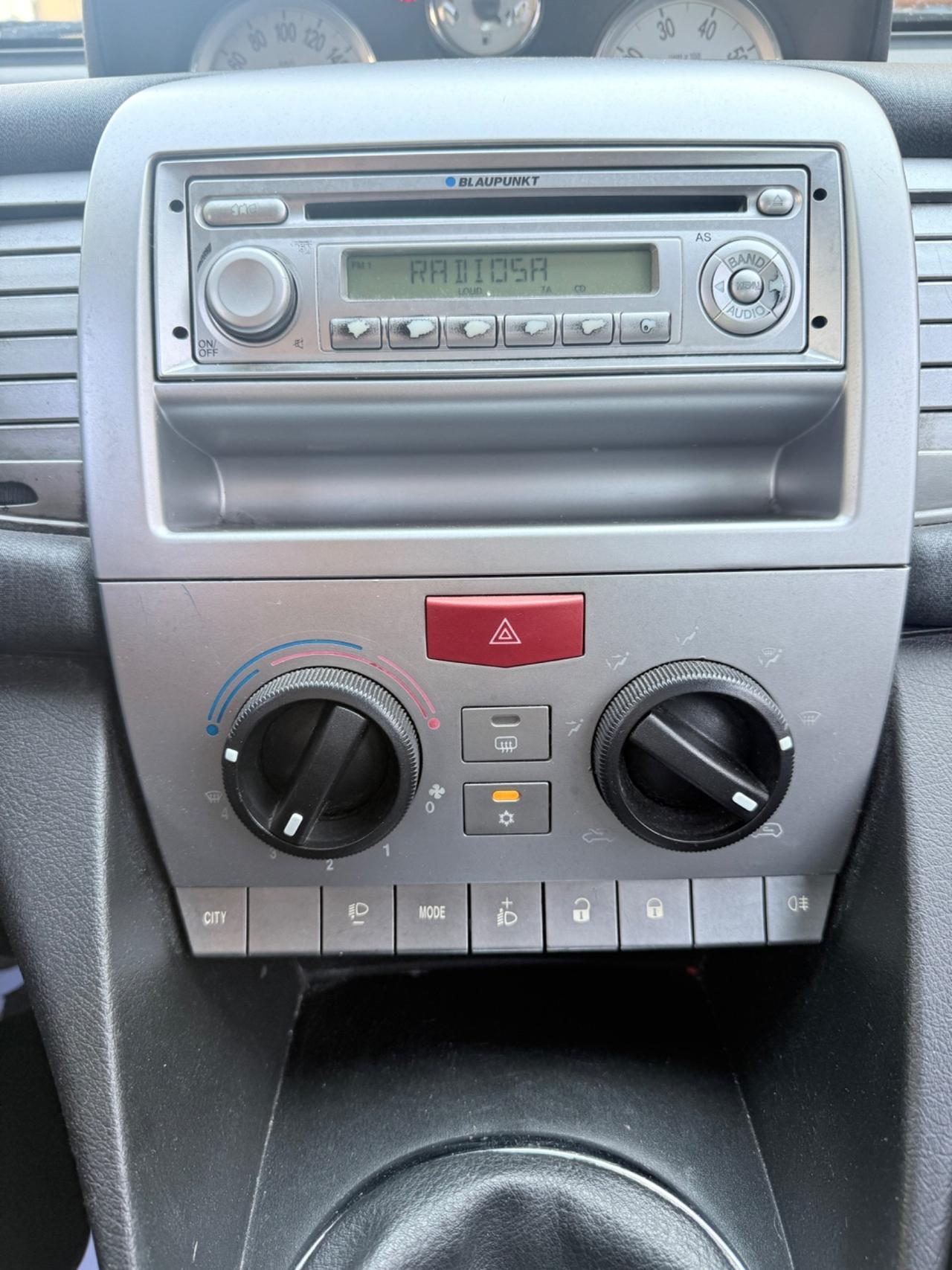 Lancia Ypsilon 1.3 MJT 75 CV Platinum TETTO PANORAMICO