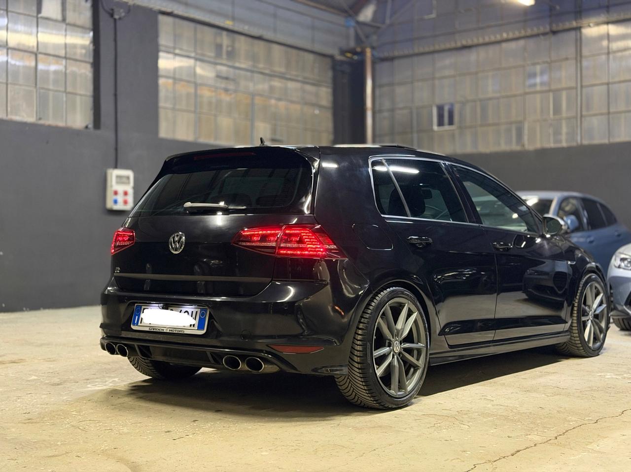 Volkswagen Golf R 2.0 5p.