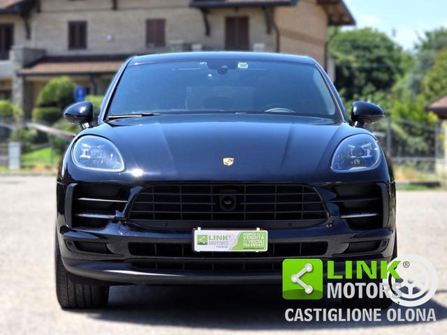 PORSCHE Macan Sport Chrono Pack