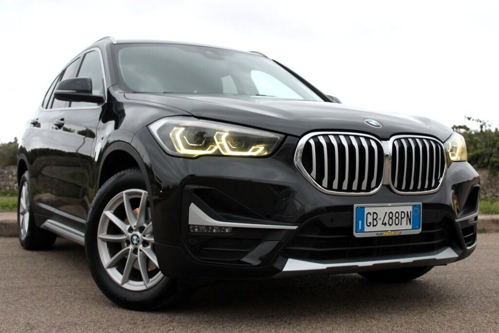 BMW X1 benzina X-Line *Luci Ambiente *Pelle
