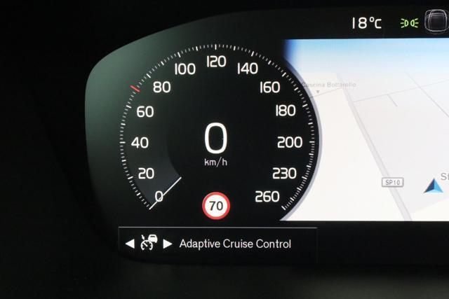 VOLVO XC40 T5 Recharge Plug-in Hybrid Inscription Expression