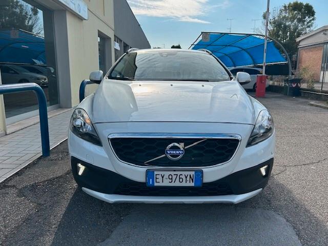 Volvo V40 Cross Country D2 1.6 Ocean Race